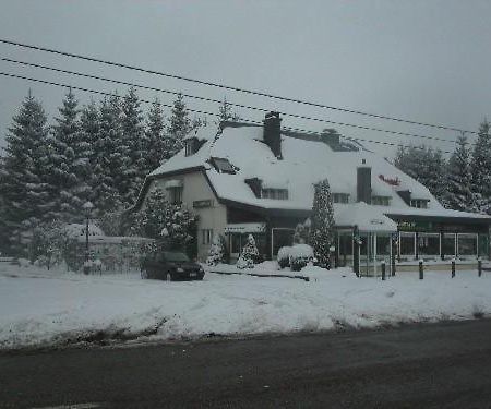 Hotel Aux Massotais Petites Tailles Exterior photo